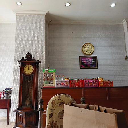 B Blue Hotel مالانغ المظهر الخارجي الصورة